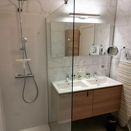 Laurina's Cove * Oostende