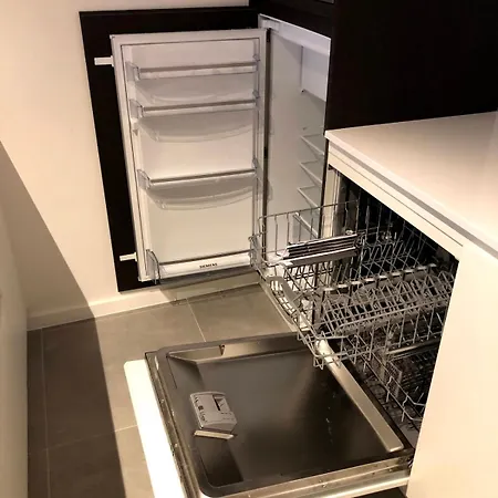 Laurina's Cove شقة