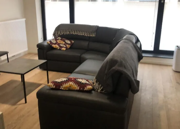 Laurina's Cove Апартаменты *